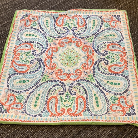 Pottery Barn Accents Pottery Barn Square 24 X 24 Printed Linen